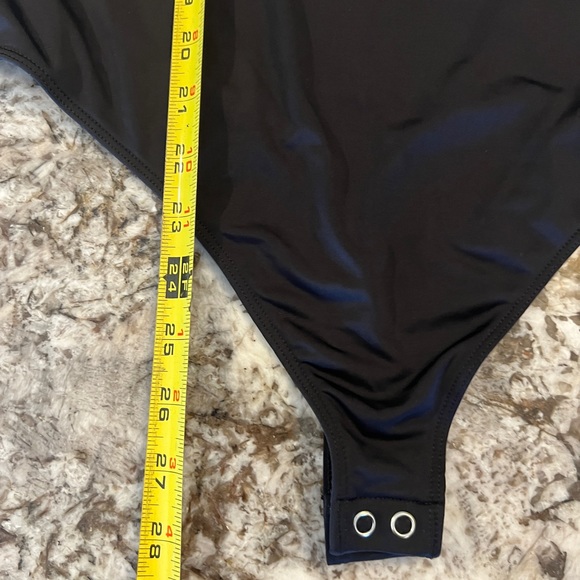 L M EXPRESS Black BODYSUIT Sculpting NWOT Spandex Top Womens Spring Summer Shirt - Picture 15 of 16